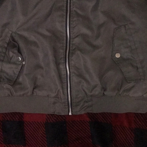 Bomber Jacket - Picture 4 of 4